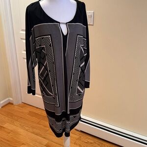 Alfani Black Knit Tunic / Dress with Contrast Light Panel